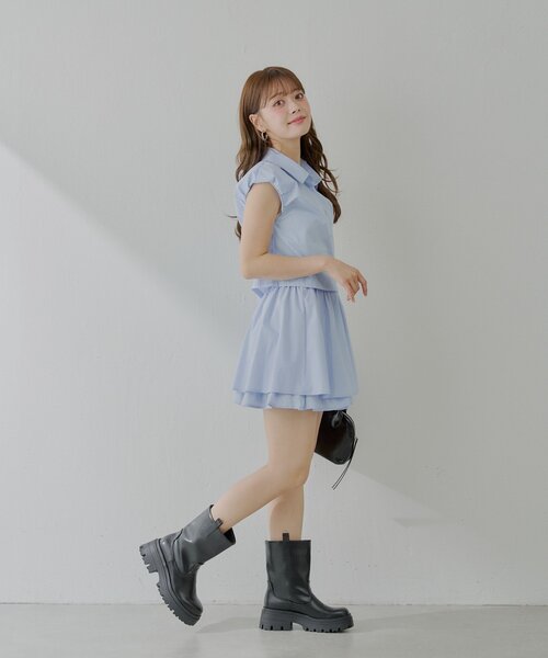 Chico(チコ)の「サイドストラップ厚底ショートブーツ(ブーツ・レディース・ブラウン/ブラック・SMALL/MEDIUM/LARGE)」の7枚目の写真