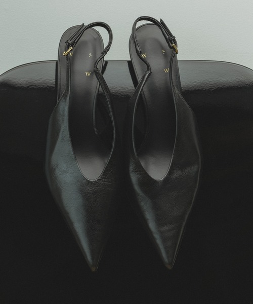 SALON adam et rope'（サロン アダム エ ロペ）の「【W S（ドゥーブル）】ゴートレザーバックストラップパンプス（パンプス・レディース・オリーブ/ブラック・23/23.5/24/24.5/36/36.5/37/37.5）」の2枚目の写真