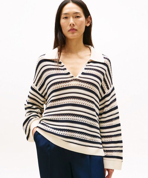 TOMMY HILFIGER(トミーヒルフィガー)の「クロッシェオープンネックリラックスポロセーター(ニット/セーター・レディース・サンドベージュ・X-SMALL/XX-SMALL)」の1枚目の写真