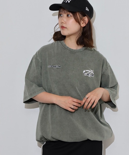 RE730(アールイーセブンサーティー)の「アップリケ半袖Tシャツ(Tシャツ/カットソー・メンズ・カーキ/ブラック・XL/M/L)」の8枚目の写真