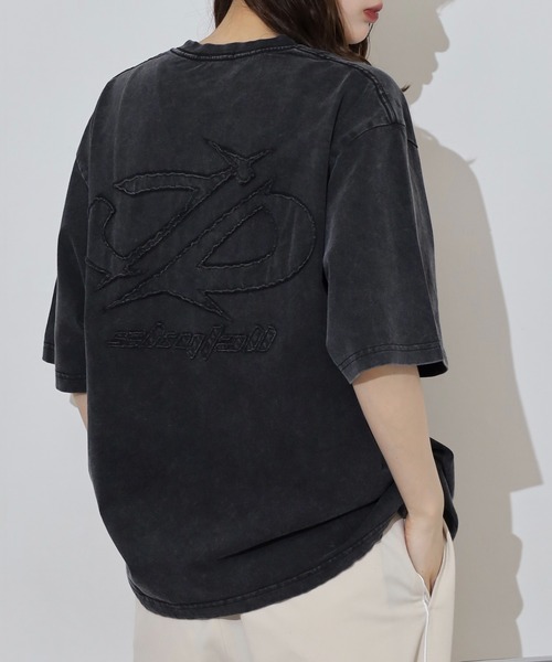 RE730(アールイーセブンサーティー)の「アップリケ半袖Tシャツ(Tシャツ/カットソー・メンズ・カーキ/ブラック・XL/M/L)」の4枚目の写真