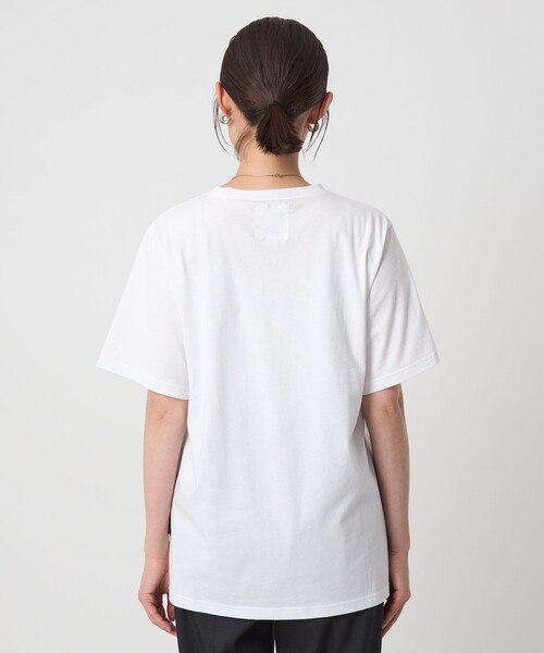 To b. by agnes b.(トゥービーバイアニエスベー)の「<To b. by agnes b.コラボ>フォト ショートスリーブ Tシャツ(Tシャツ/カットソー・レディース・その他1/ブラック/オフホワイト・FREE)」の18枚目の写真