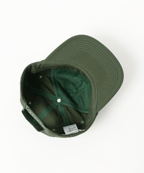 BEAMS T（ビームスティー）の「Museum of Peace & Quiet / Varsity 5-Panel Hat（キャップ・メンズ・グリーン・ONE SIZE）」の2枚目の写真