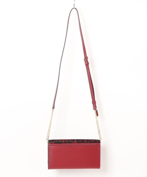 MICHAEL KORS（マイケルコース）の「CARSON LG WALLET ON A CHAIN クロスボディ（ショルダーバッグ・レディース・レッド系・FREE）」の5枚目の写真
