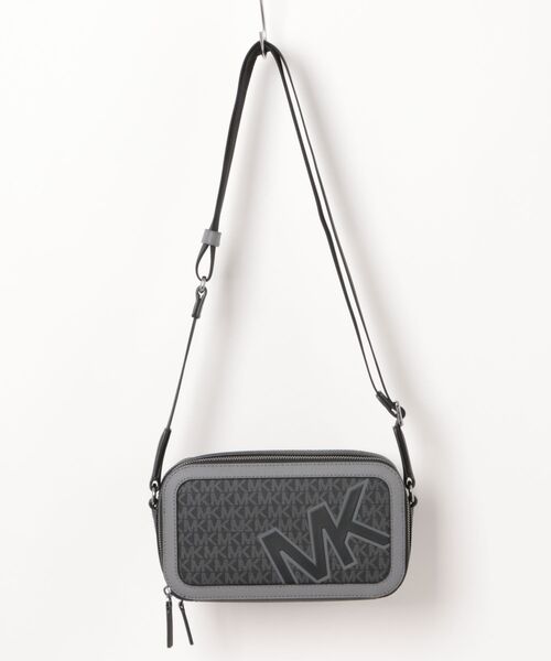MICHAEL KORS(マイケルコース)の「COOPER ダブルジップ ロング クロスボディ - MKシグネチャー(ショルダーバッグ・メンズ・ガンメタ・FREE)」の5枚目の写真
