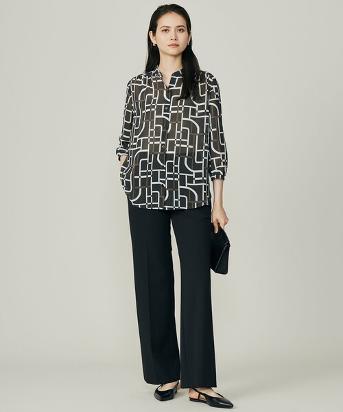 自由区（ジユウク）の「TRギャバストレート パンツ（その他パンツ・レディース・グレー系/ブラック系/ブラウン系/ベージュ系・34/32/30）」の8枚目の写真