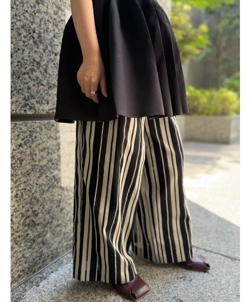 ADORE(アドーア)の「ボールドストライプジャガードパンツ(その他パンツ・レディース・ブラック・38/36)」の14枚目の写真