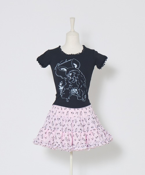 AVENCHUMU(アバンチュウム)の「ERICO collaboration illustration T-shirt(Tシャツ/カットソー・レディース・ブラック×ピンク/ブラック/ピンク・FREE/XS)」の16枚目の写真