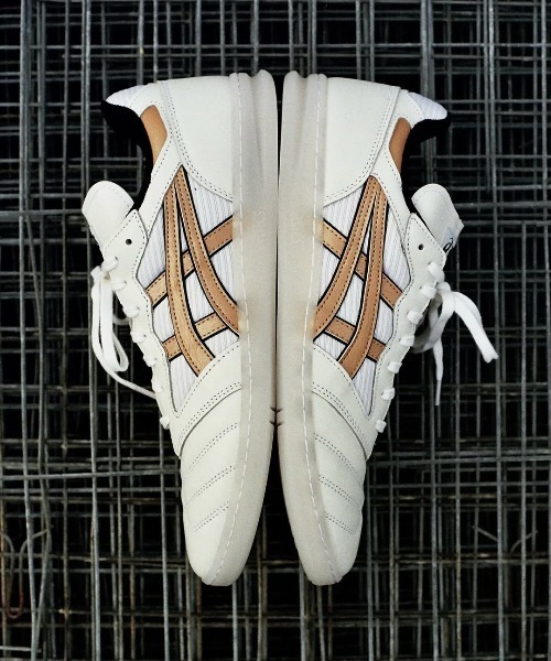 靴 ASICS x GINO IANNUCCI LEGGEREZZA FB 10 ASICS x GINO IANNUCCI LEGGEREZZA FB 10 - メルカリ