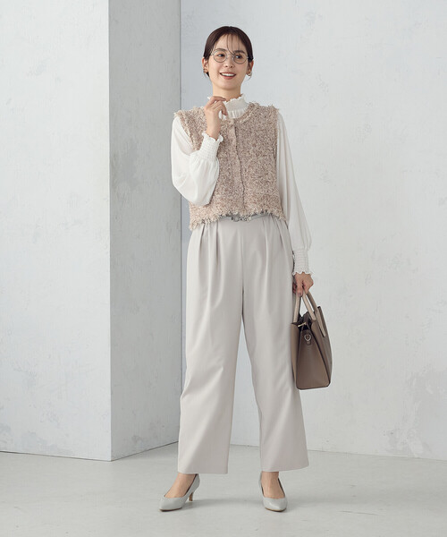 COMME CA ISM(コムサイズム)の「シャーリングブラウス(シャツ/ブラウス・レディース・ホワイト×ブラック/ネイビー/アイボリー/ブラック×ホワイト・LARGE/MEDIUM)」の6枚目の写真