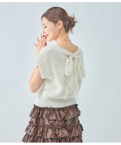 PEACH JOHN（ピーチジョン）の「フェザーニットトップス（カーディガン/ボレロ・レディース・アイボリー/グレー/ピンク・ONE SIZE）」の2枚目の写真