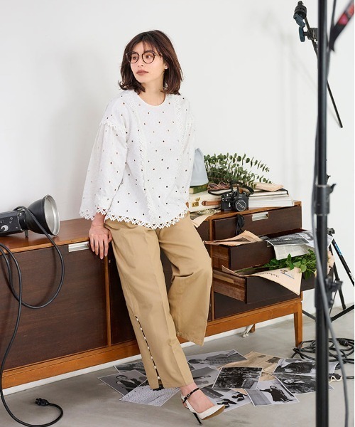 Chesty(チェスティー)の「Bellona パールコットンパンツ(その他パンツ・レディース・ブラック/ベージュ・0/1)」の9枚目の写真