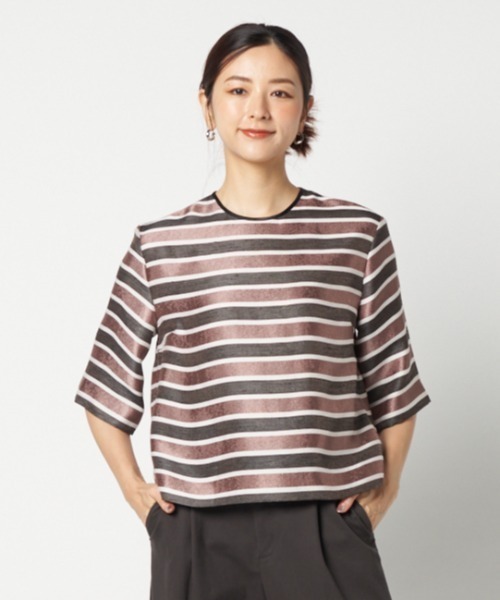 HELIOPOLE(エリオポール)の「GLITTER STRIPE TEE BLOUSE(Tシャツ/カットソー・レディース・ダークブラウン/ベージュ・38)」の13枚目の写真