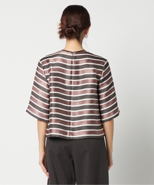 HELIOPOLE(エリオポール)の「GLITTER STRIPE TEE BLOUSE(Tシャツ/カットソー・レディース・ダークブラウン/ベージュ・38)」の12枚目の写真