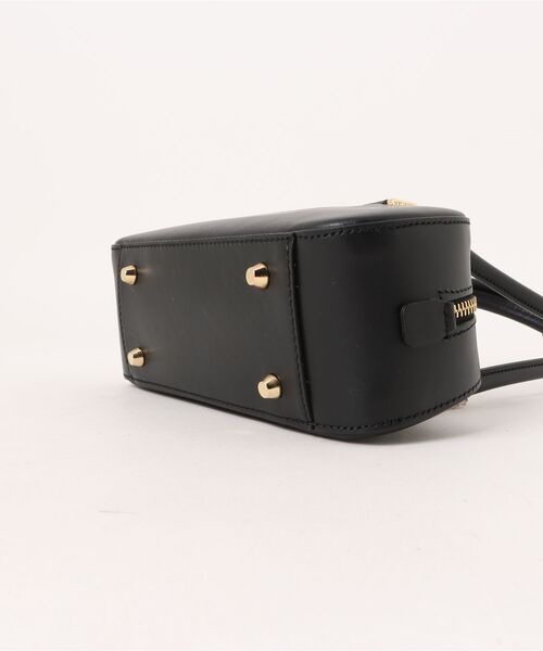 CHRISTIAN VILLA（クリスチャンヴィラ）の「【CHRISTIAN VILLA】ワイドシルエットミニショルダーバッグ(Q56515)（ショルダーバッグ・レディース・ブラック・ALL）」の3枚目の写真