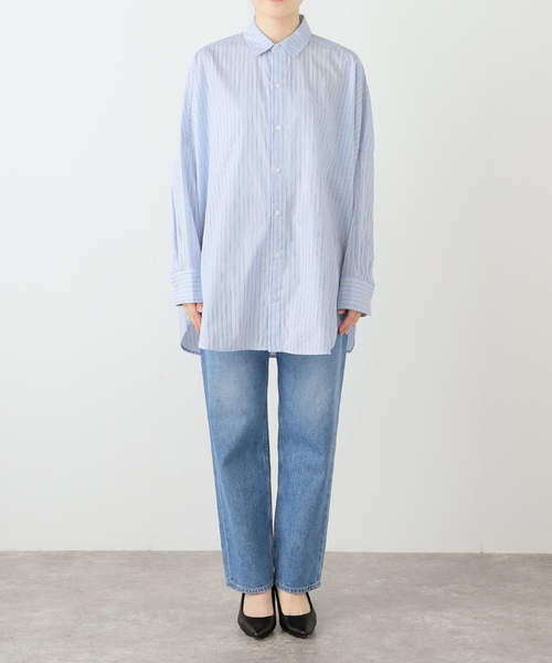 SLOBE IENA(スローブイエナ)の「《追加》オーバーサイズシャツ(シャツ/ブラウス・レディース・スカイブルー/ホワイト/ベージュ・FREE)」の13枚目の写真