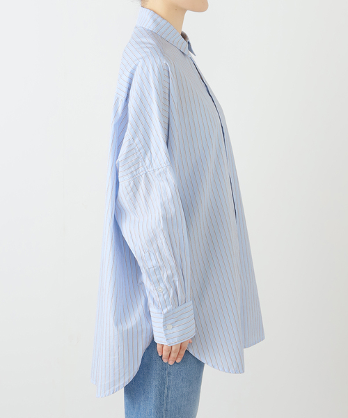 SLOBE IENA(スローブイエナ)の「《追加》オーバーサイズシャツ(シャツ/ブラウス・レディース・スカイブルー/ホワイト/ベージュ・FREE)」の17枚目の写真