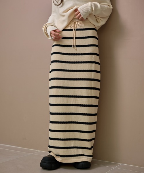 LAULEN(ローレン)の「border long knit skirt /配色ボーダーロングニットスカート(スカート・レディース・アイボリー/ブラック/ブラウン・FREE)」の15枚目の写真