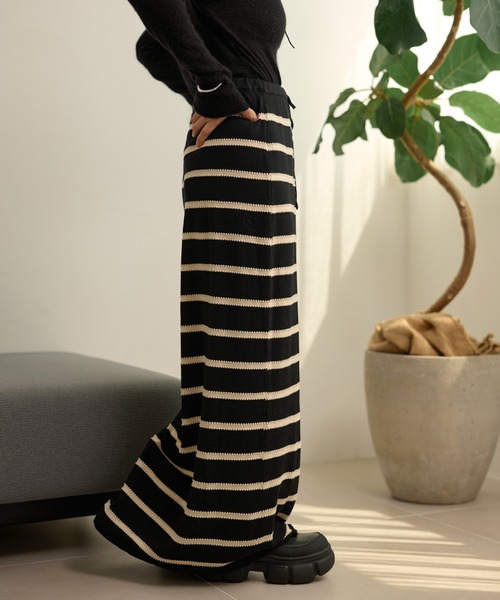 LAULEN(ローレン)の「border long knit skirt /配色ボーダーロングニットスカート(スカート・レディース・アイボリー/ブラック/ブラウン・FREE)」の21枚目の写真