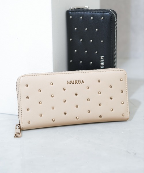 MURUA ムルーア
メタルモチーフフラットパンプス　ブラック 2023.09.15 UP｜ムルーア（MURUA）、juri、23333913｜RUNWAY