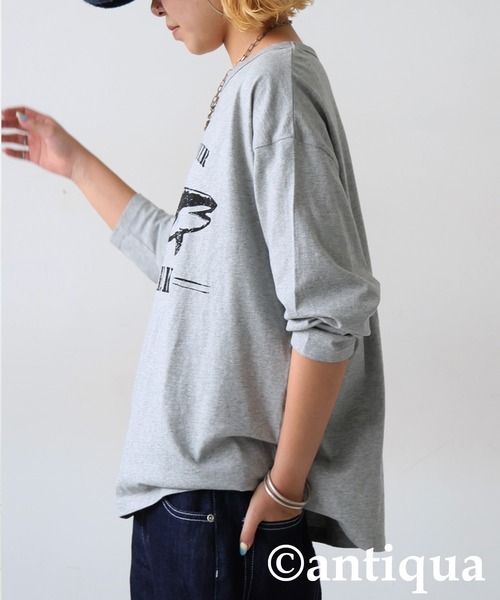 antiqua(アンティカ)の「アニマルカレッジロゴロンT(Tシャツ/カットソー・レディース・ブラック/カーキ/杢グレー/ホワイト/ネイビー・ONESIZE)」の21枚目の写真