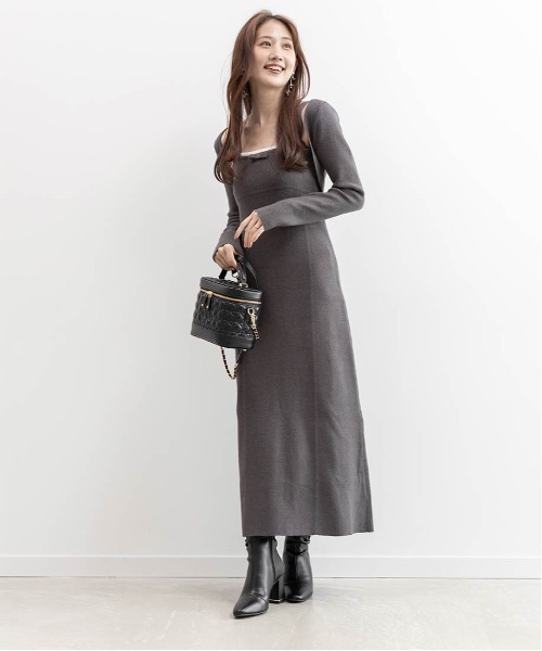RANDA(ランダ)の「2WAY モノグラムロゴキルティングバニティバッグ(ハンドバッグ・レディース・ベージュ系その他/アイボリー/ブラック・FREE)」の9枚目の写真