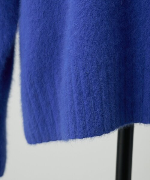 BEARDSLEY（ビアズリー）の「FOXアルパカボトルネックニット（ニット/セーター・レディース・ブルー/ライトグレー・FREE）」の3枚目の写真