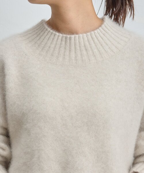 BEARDSLEY（ビアズリー）の「FOXアルパカボトルネックニット（ニット/セーター・レディース・ブルー/ライトグレー・FREE）」の11枚目の写真