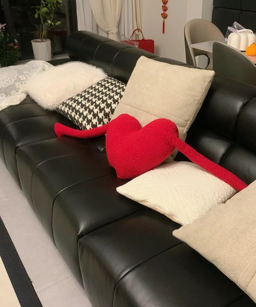 Made in I（メイドインアイ）の「ハートデザイン抱き枕クッション（クッション/クッションカバー・レディース・レッド・FREE）」の15枚目の写真