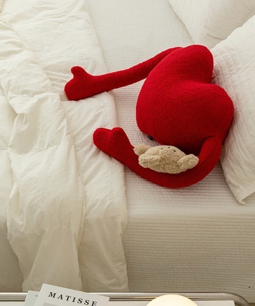 Made in I（メイドインアイ）の「ハートデザイン抱き枕クッション（クッション/クッションカバー・レディース・レッド・FREE）」の8枚目の写真