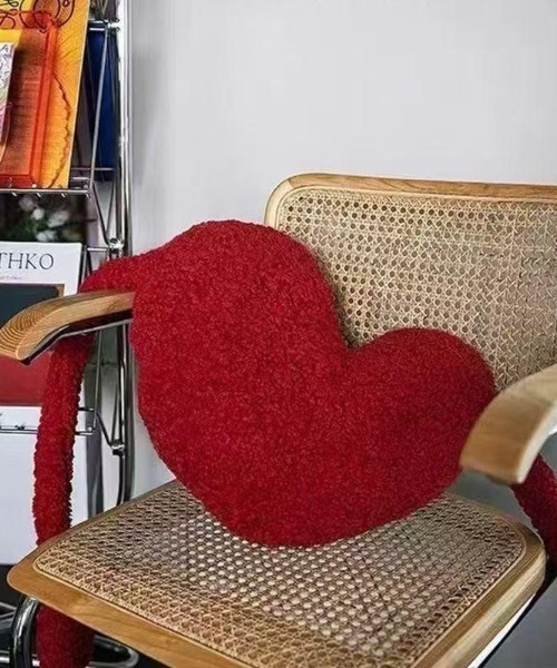 Made in I（メイドインアイ）の「ハートデザイン抱き枕クッション（クッション/クッションカバー・レディース・レッド・FREE）」の20枚目の写真