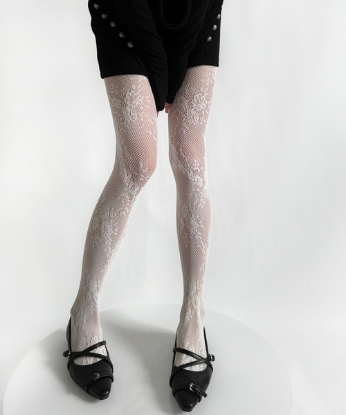 Nia(ニア)の「Nia(ニア)/フラワーレースタイツ ストッキング(タイツ/ストッキング・レディース・ブラウン/ホワイト/ブラック/ワイン・FREE)」の12枚目の写真