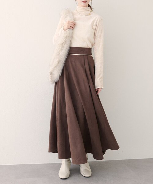 natural couture（ナチュラルクチュール）の「【WEB限定】ポンチスエードパイピングサーキュラースカート（スカート・レディース・ブラウン/チャコールグレー/アイボリー・FREE）」の20枚目の写真