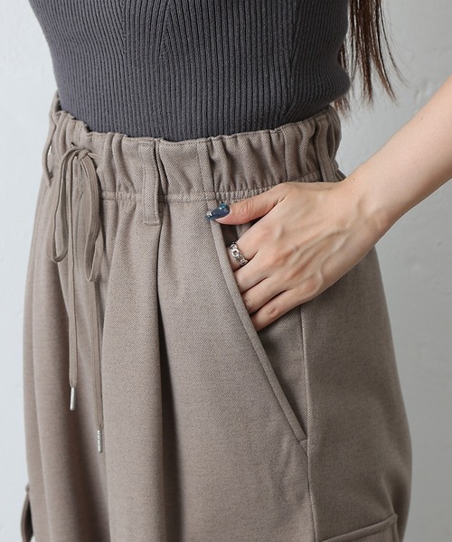 COLONY 2139（コロニートゥーワンスリーナイン）の「ウールライクジャージーカーゴパンツ（カーゴパンツ・レディース・チャコールグレー/アイボリー/ブラウン・SMALL/MEDIUM）」の20枚目の写真