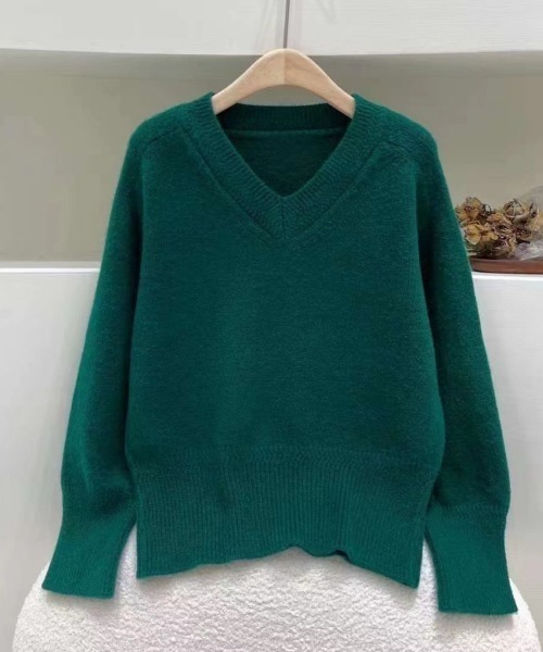 Beststore（ベストストア）の「Vネック オーバーサイズ ニット　セーター（ニット/セーター・レディース・ホワイト/ピンク/ベージュ/グレー/ダークグリーン/ブラック/カーキ・FREE）」の21枚目の写真