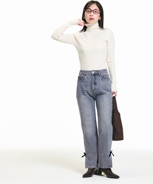 coca（coca）（コカ）の「ベロアリボンデニム（デニムパンツ・レディース・ライトブルー・L/M/S）」の2枚目の写真