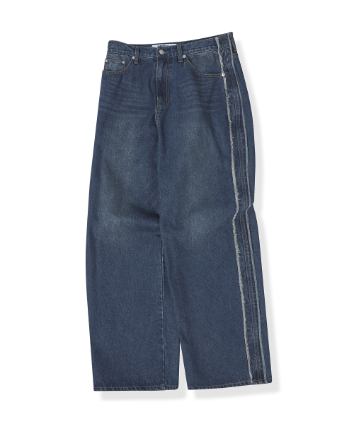 AVANDRESS(アバンドレス )の「Side Tessle Denim Pants BLACK(デニムパンツ・レディース・ブラック・SMALL/MEDIUM/LARGE/X-SMALL/XX-SMALL)」の5枚目の写真