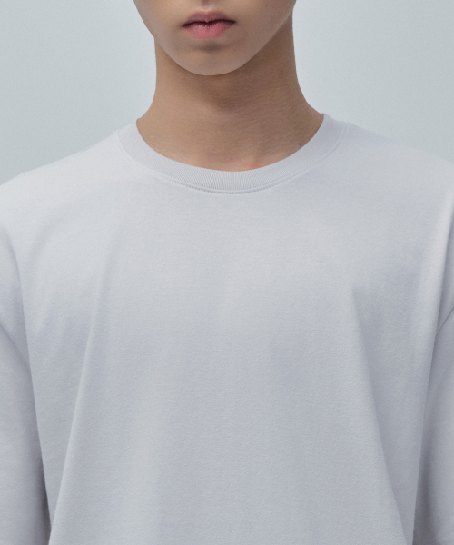 MUSINSA STANDARD（ムシンサスタンダード）の「[クールタンダード] リラックスフィットクルーネックTシャツ [アッシュグレー]（Tシャツ/カットソー・メンズ・その他・MEDIUM/LARGE/X-LARGE/XX-LARGE/XXX-LARGE/SMALL）」の4枚目の写真