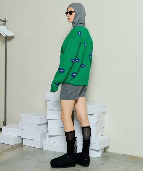 MAISON SPECIAL（メゾンスペシャル）の「Many Flower Knit Pullover/メニーフラワーニットプルオーバー（ニット/セーター・レディース・ブラック/グリーン/イエロー・FREE）」の8枚目の写真