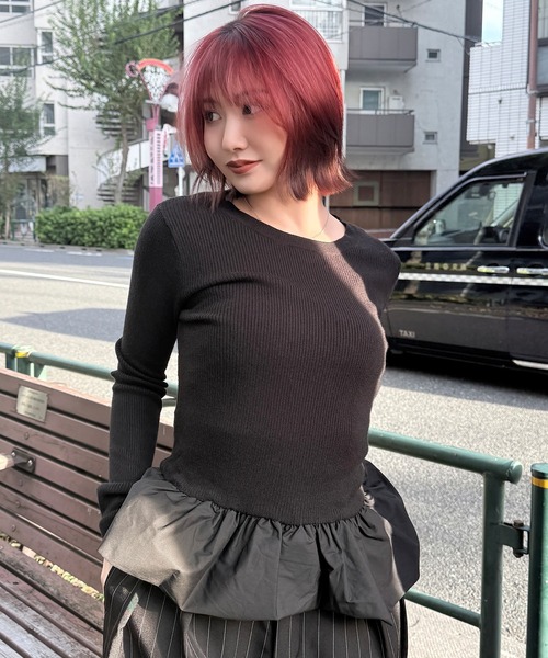 DAESE TOKYO(デセトウキョウ)の「『DAESE TOKYO/デセトウキョウ』ペプラムフリルプルオーバー(Tシャツ/カットソー・レディース・アイボリー/ブラック/杢グレー・FREE)」の1枚目の写真