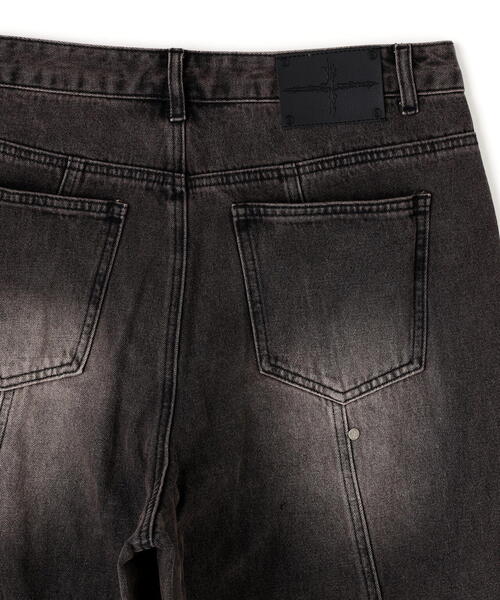 NOT4NERD(ノットフォーナード)の「NOT4NERD/ノットフォーナード/Stud Incision Curved Denim Pants(デニムパンツ・メンズ・ブラック/ブルー・M/XL/L)」の8枚目の写真