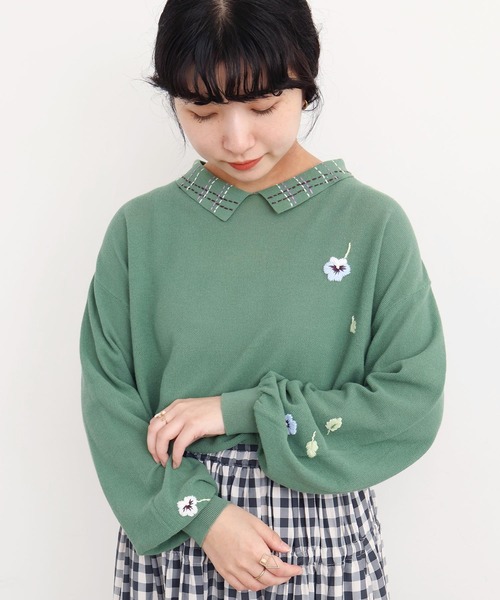 l'atelier du savon（アトリエドサボン）の「パンジーのお花　ハンド刺繍　襟付きニット（ニット/セーター・レディース・グレー/グリーン/イエロー・FREE）」の11枚目の写真