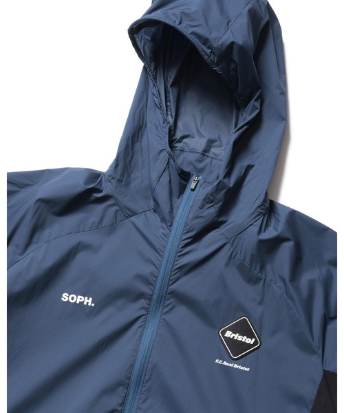 F.C.Real Bristol（エフシーレアルブリストル）の「LIGHT WEIGHT BREATHABLE PACKABLE HOODIE（ナイロンジャケット・メンズ・ブラック/ブルー/レッド・SMALL/X-LARGE/LARGE/MEDIUM/XX-LARGE）」の11枚目の写真