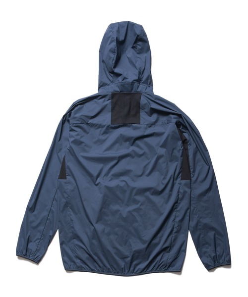 F.C.Real Bristol（エフシーレアルブリストル）の「LIGHT WEIGHT BREATHABLE PACKABLE HOODIE（ナイロンジャケット・メンズ・ブラック/ブルー/レッド・SMALL/X-LARGE/LARGE/MEDIUM/XX-LARGE）」の10枚目の写真