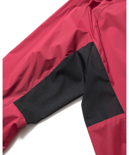 F.C.Real Bristol（エフシーレアルブリストル）の「LIGHT WEIGHT BREATHABLE PACKABLE HOODIE（ナイロンジャケット・メンズ・ブラック/ブルー/レッド・SMALL/X-LARGE/LARGE/MEDIUM/XX-LARGE）」の19枚目の写真