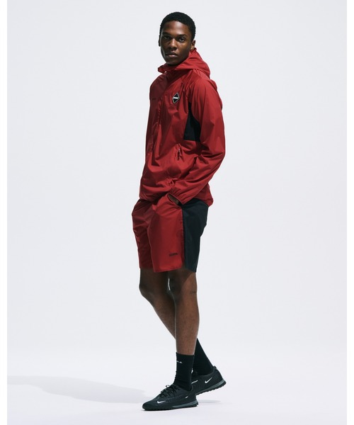F.C.Real Bristol（エフシーレアルブリストル）の「LIGHT WEIGHT BREATHABLE PACKABLE HOODIE（ナイロンジャケット・メンズ・ブラック/ブルー/レッド・SMALL/X-LARGE/LARGE/MEDIUM/XX-LARGE）」の16枚目の写真