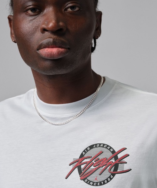JORDAN BRAND(ジョーダンブランド)の「JORDAN BRAND M J FLT SS CREW / ジョーダン ブランド FLT S/S クルー / NIKE【SP】(Tシャツ/カットソー・メンズ・ホワイト・S/M/L/XL/XXL)」の2枚目の写真
