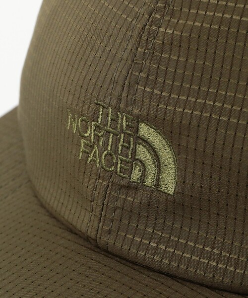 THE NORTH FACE（ザノースフェイス）の「THE NORTH FACE / キッズ ベント キャップ 2026SS（53～56cm）（キャップ・キッズ・ブラック/チャコールグレー・KF(53-56cm)）」の6枚目の写真