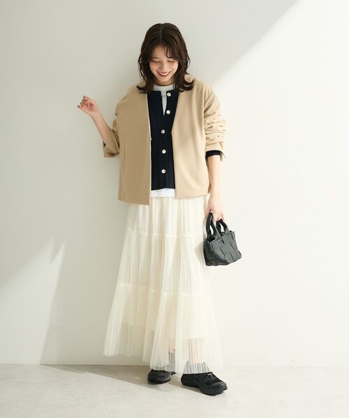 Green　Parks（グリーンパークス）の「O.洗えてストレッチ ノーカラージャケット（テーラードジャケット・レディース・ライトベージュ/ブラック・L/M）」の3枚目の写真