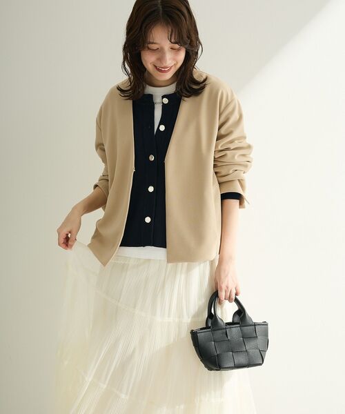 Green　Parks（グリーンパークス）の「O.洗えてストレッチ ノーカラージャケット（テーラードジャケット・レディース・ライトベージュ/ブラック・L/M）」の5枚目の写真